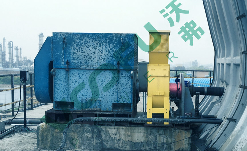 某某石化公司（卻塔風(fēng)機220kW）