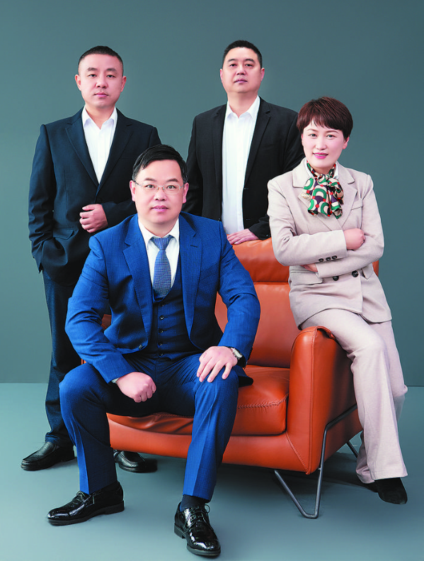 奔赴“強磁場” 草根速變“小巨人”