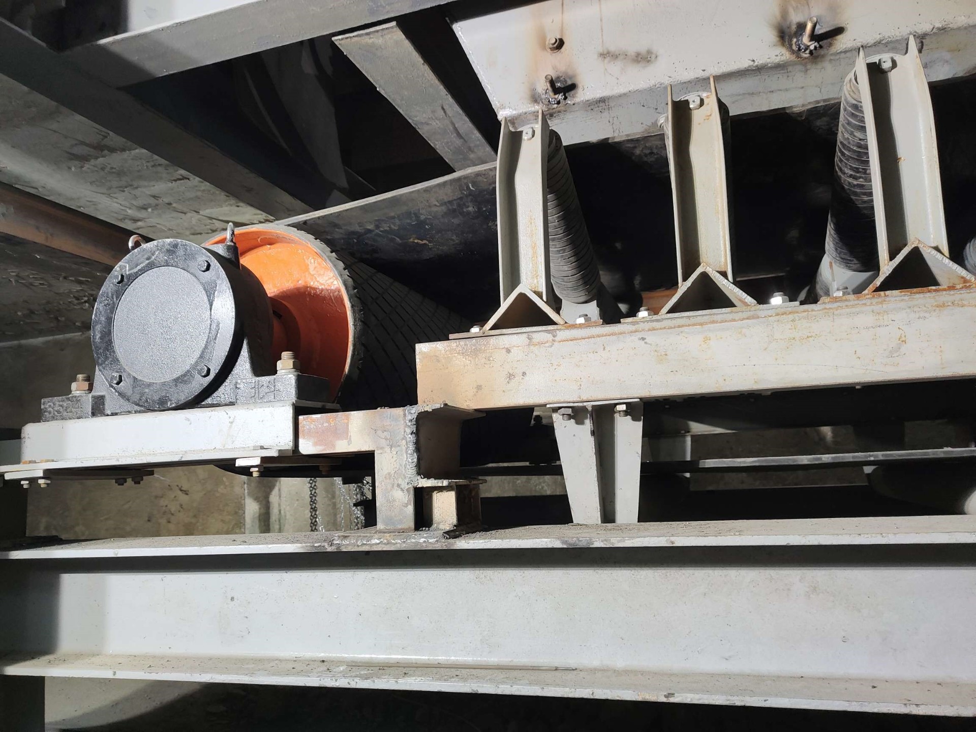 1742885518432676.jpg 1742885518432676.jpg